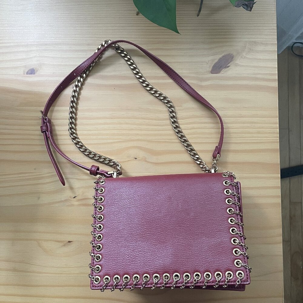Red Metal Chain Leather Bag